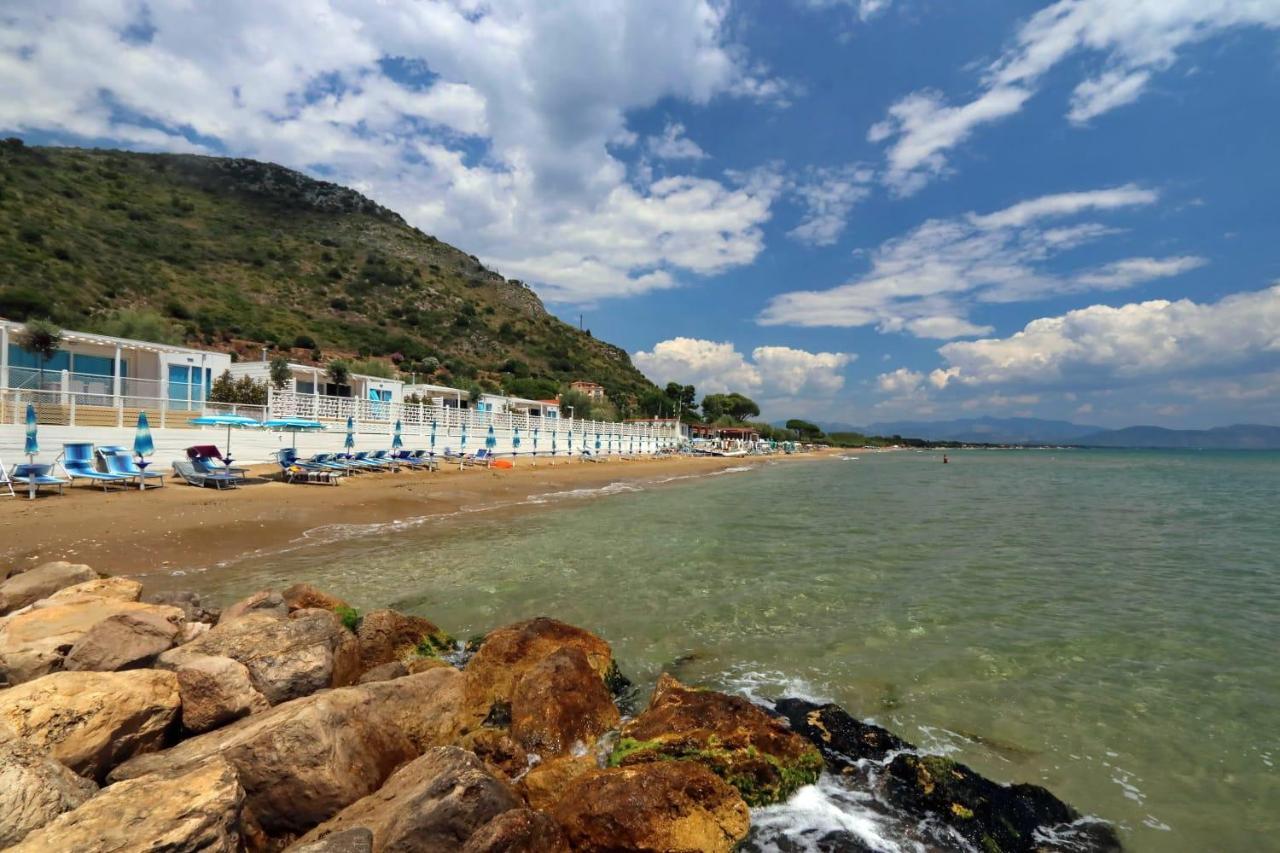 Le Palme Village Terracina Eksteriør billede